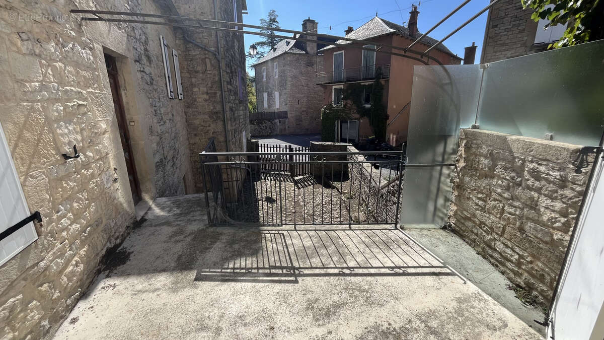 Maison à GAILLAC-D&#039;AVEYRON