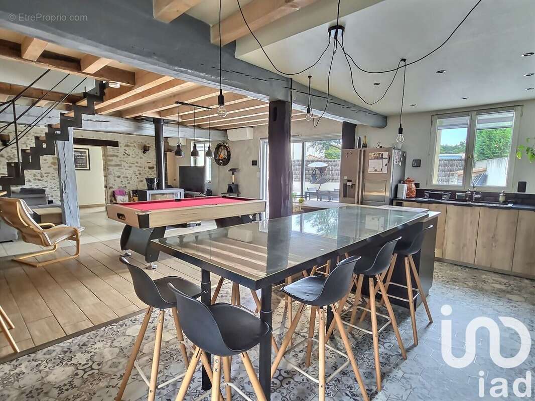 Photo 3 - Maison à SALLES