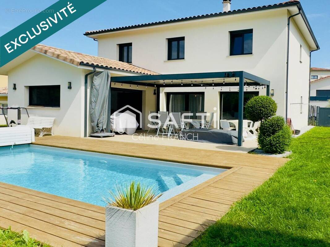 Photo 1 - Maison à SAINT-JEAN