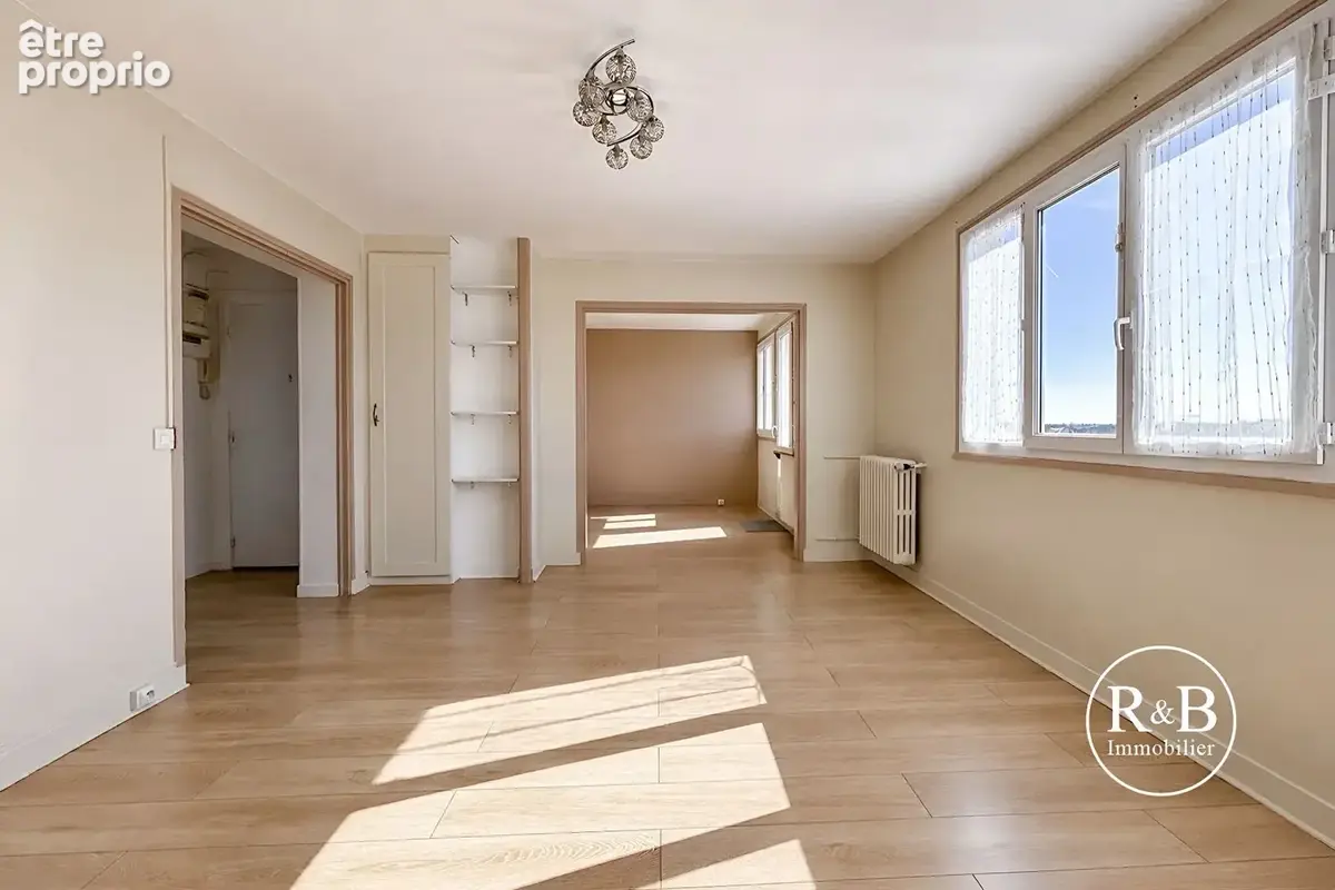Appartement Les Clayes Sous Bois 4 pièce(s) 63.26 m2 - photo 2