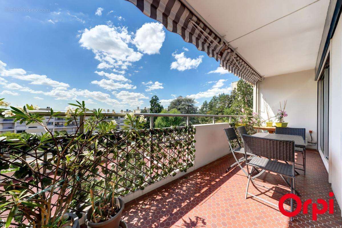Appartement type 3 CLIMATISÉ avec terrasse et piscine - photo 2