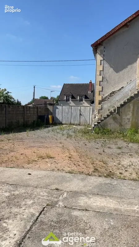 Maison 4 pièces 95 m² à vendre à Sancoins (18600) - photo 18