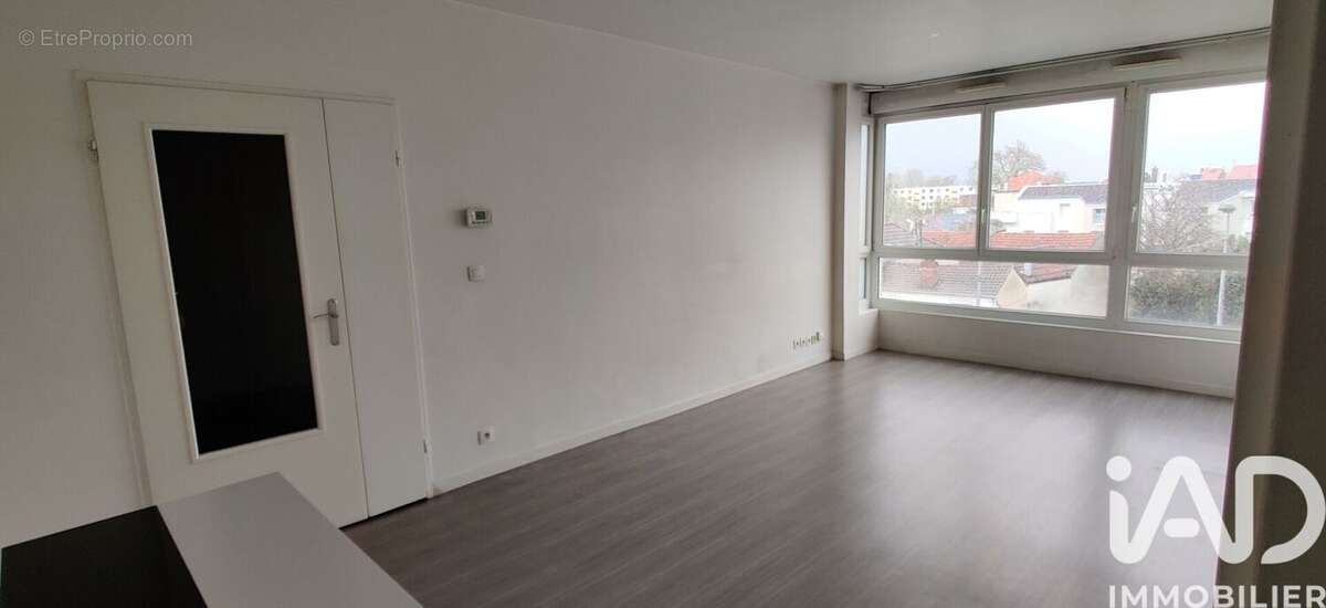 Photo 4 - Appartement à NEUILLY-SUR-MARNE