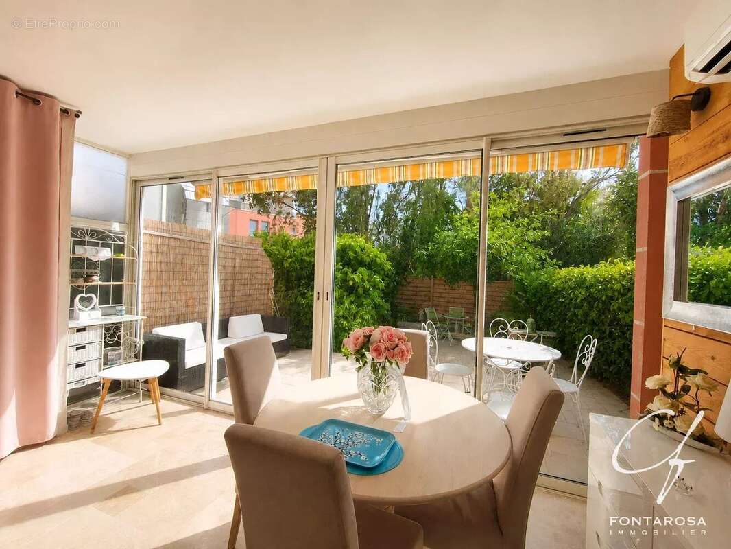 Appartement à FREJUS