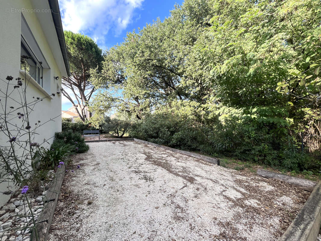 Maison à MALATAVERNE