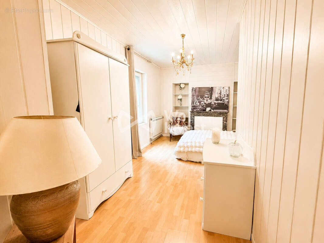 Maison 311 m² à Saint-Amans-Soult  - photo 7