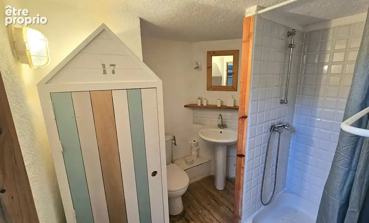 Maison de caractère rénovée avec goût . Vue panoramique .  Bargème (Var) - photo 13