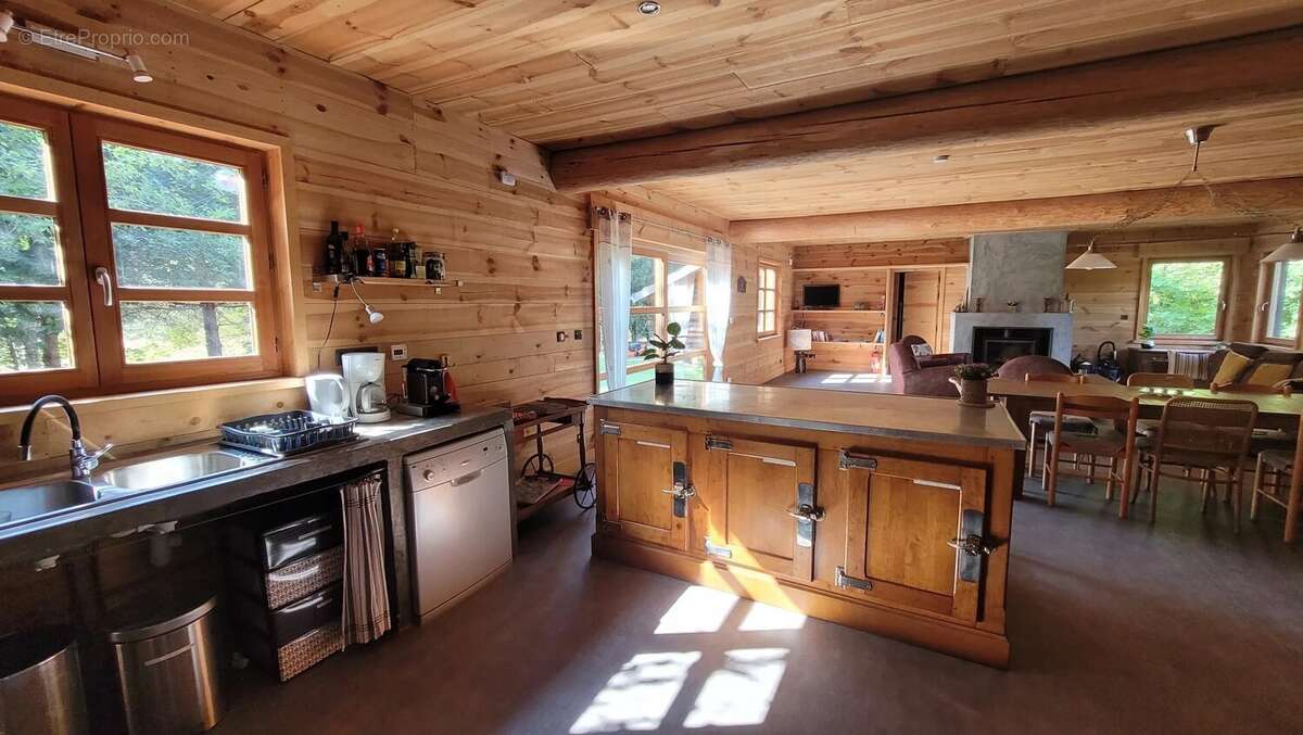 Maison ossature bois de 2007, proche village du Chambon sur Lignon, plain pied - photo 2