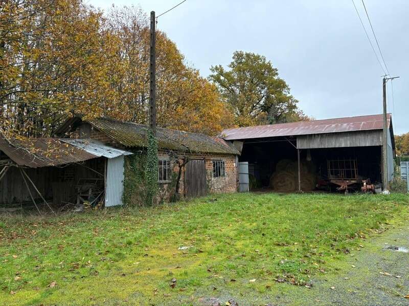 Maison ancienne avec grange et dépendances – Laroche-l’Abeille (87) - photo 24