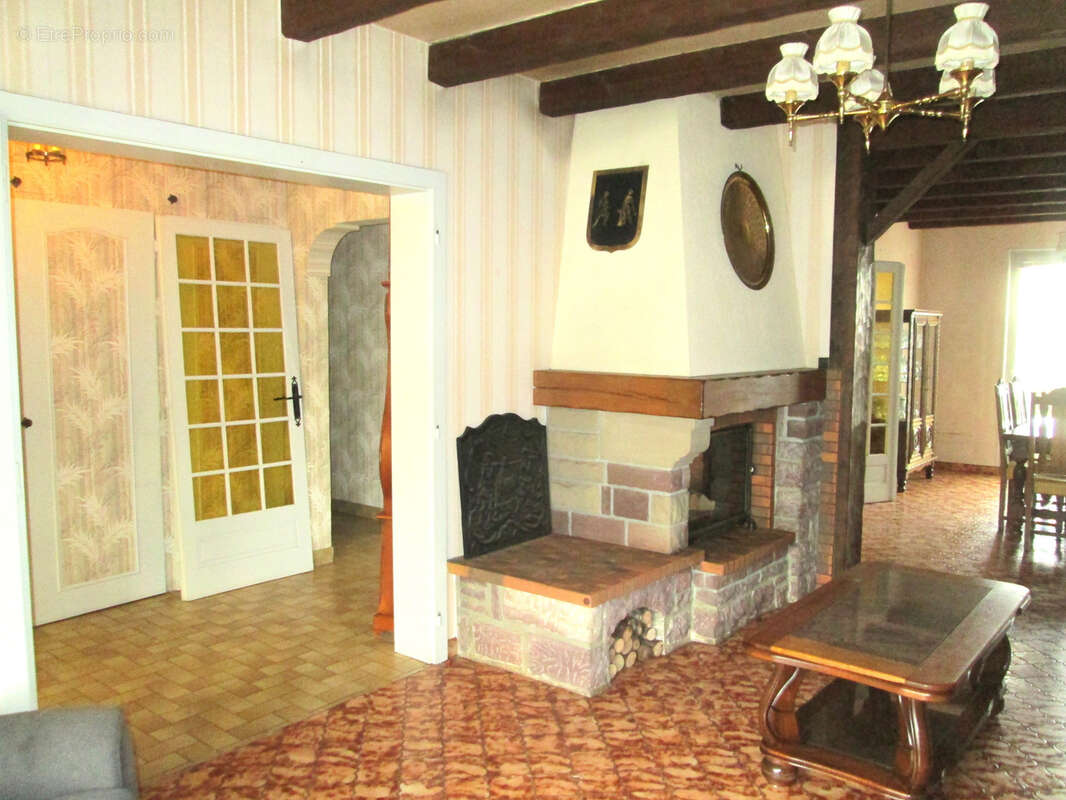 Maison à LUXEUIL-LES-BAINS