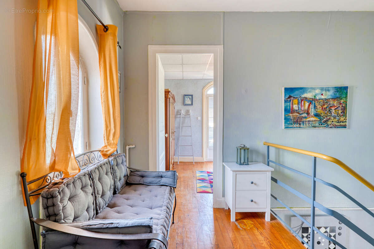 Maison à TIGNIEU-JAMEYZIEU