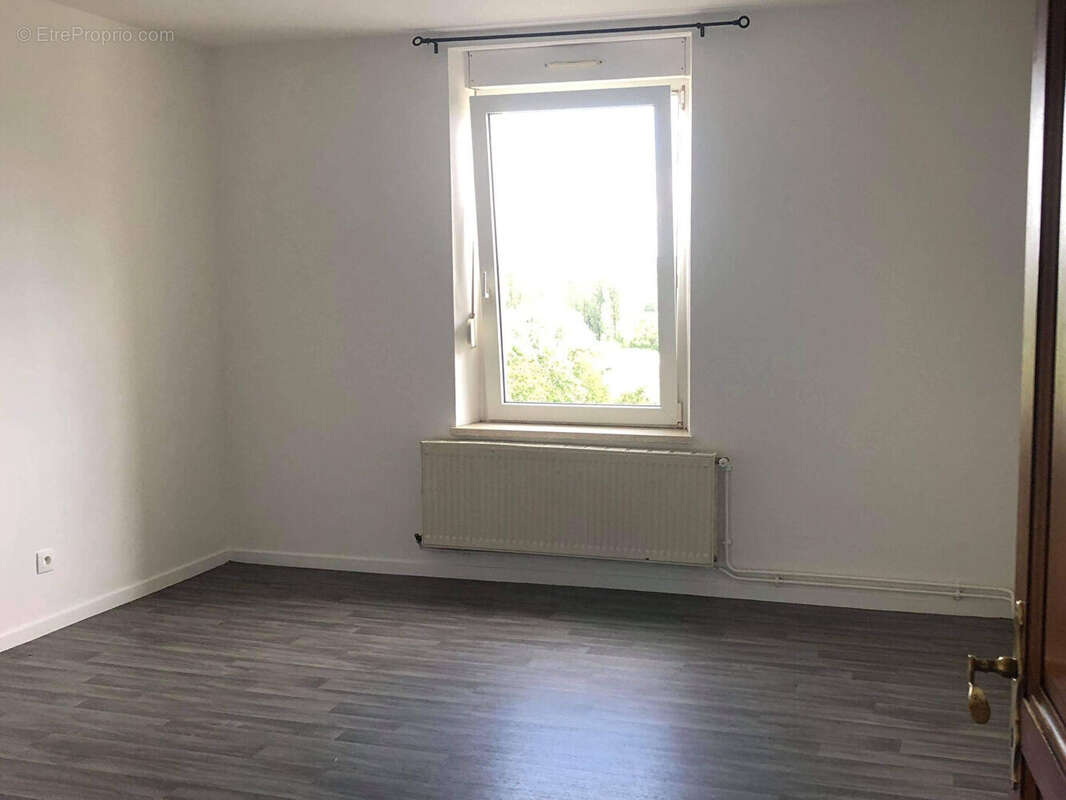 Appartement à VITRY-SUR-ORNE