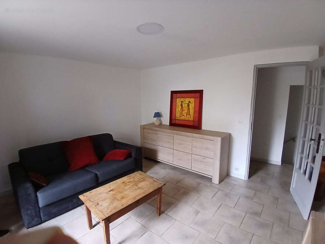 Maison à CANAULES-ET-ARGENTIERES