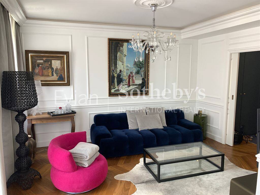 Appartement à EVIAN-LES-BAINS