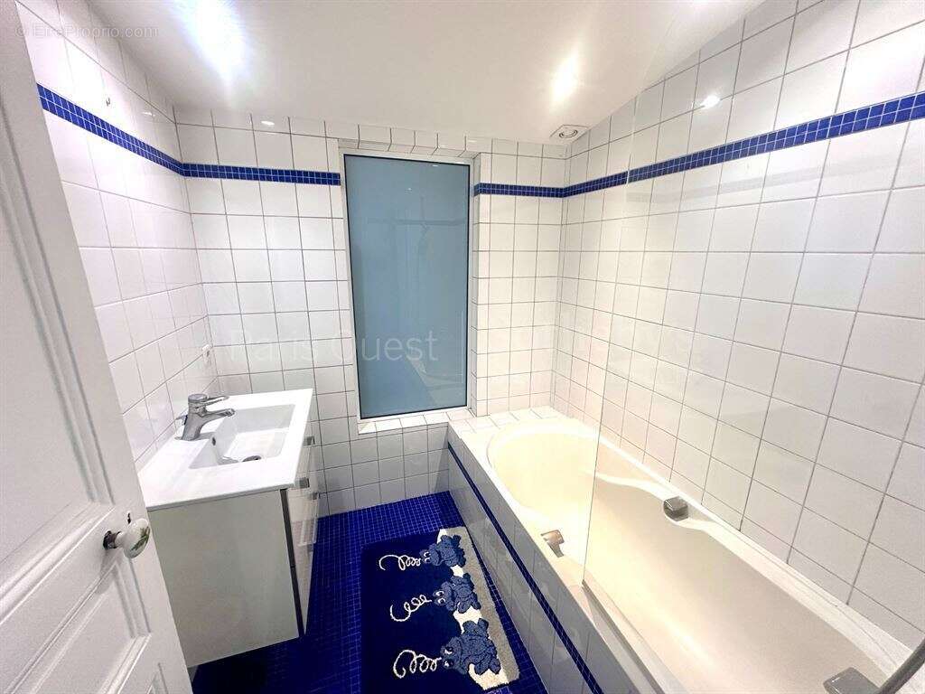 Maison à PARIS-16E