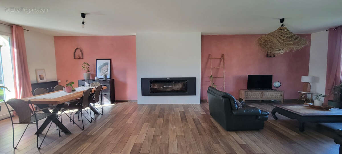 Maison à SAINT-MELAINE-SUR-AUBANCE