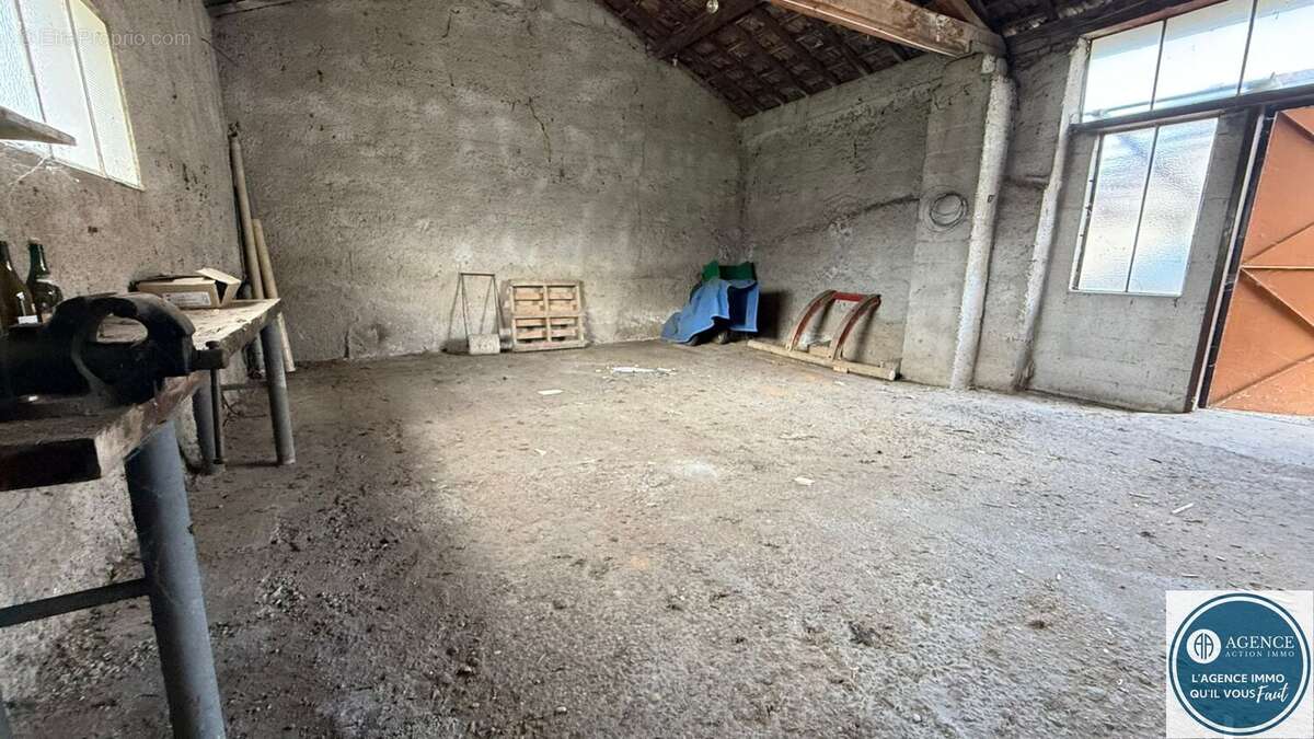 Maison à SAINT-MAURICE-L'EXIL