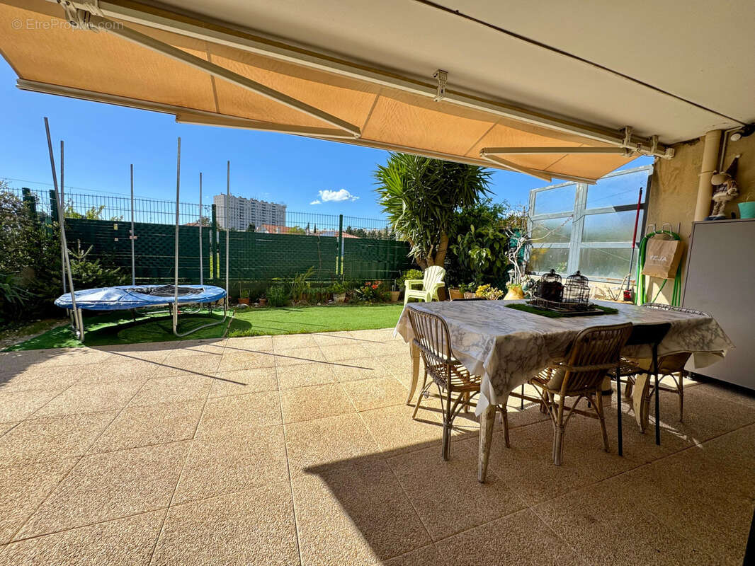 Appartement à MARSEILLE-9E