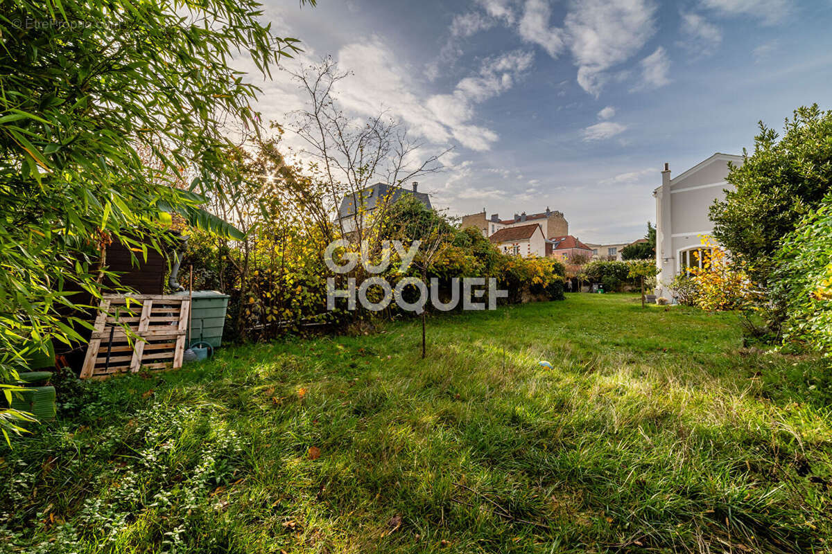 Maison à ASNIERES-SUR-SEINE