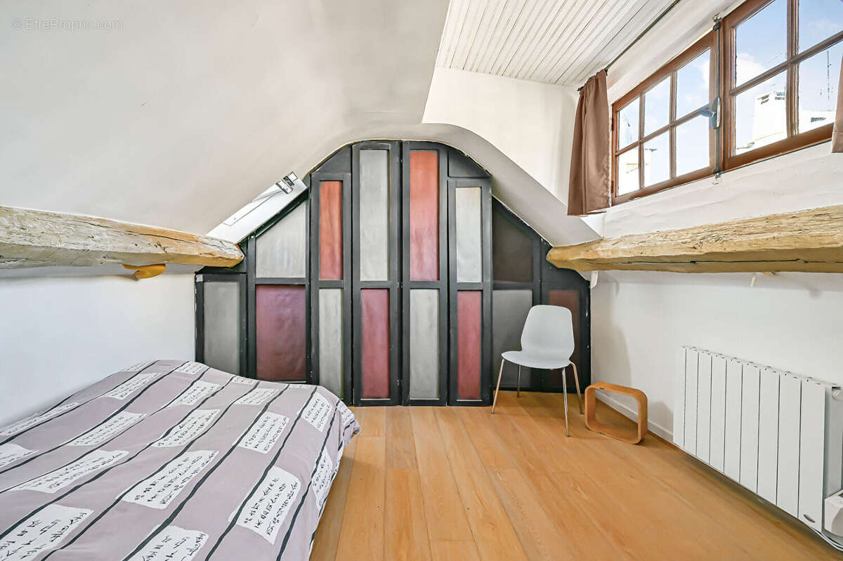 Appartement à PARIS-11E