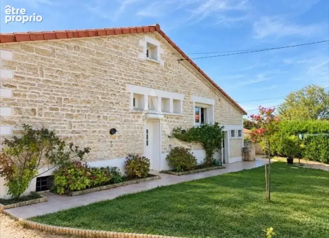 Buxerolles - plain pied - 3 chambres - 1 bureau - garage - photo 2