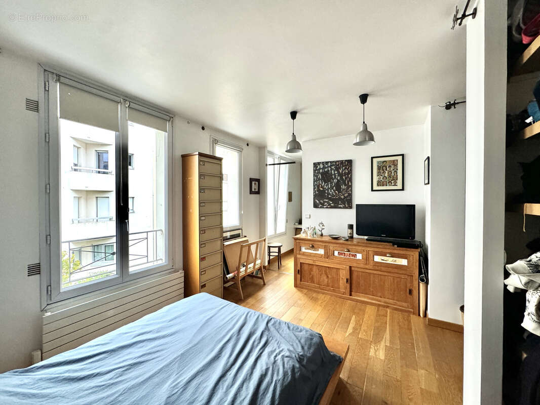 Appartement à PARIS-11E