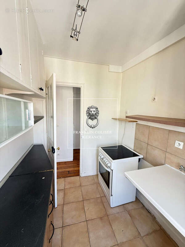 Appartement 36 m² à Paris-12e  - photo 5