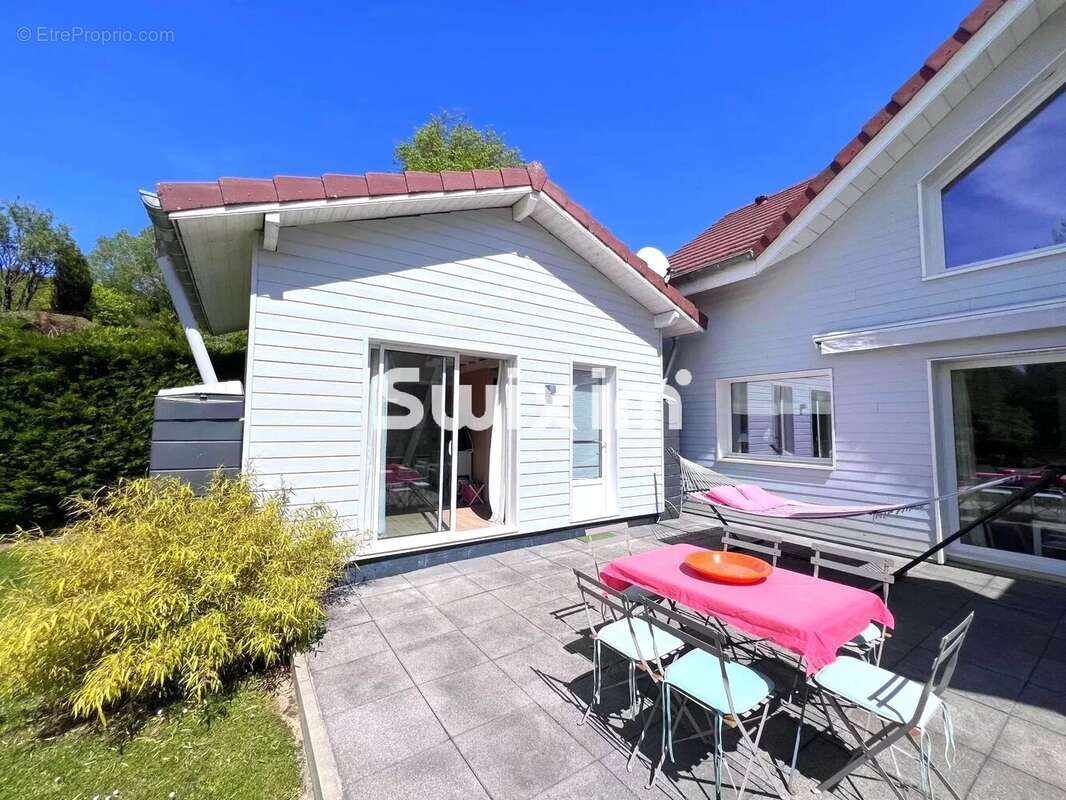 Maison à MOIRANS-EN-MONTAGNE