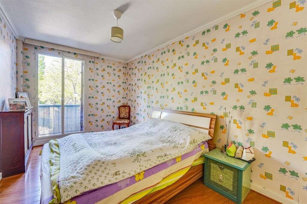 Appartement à PARIS-20E