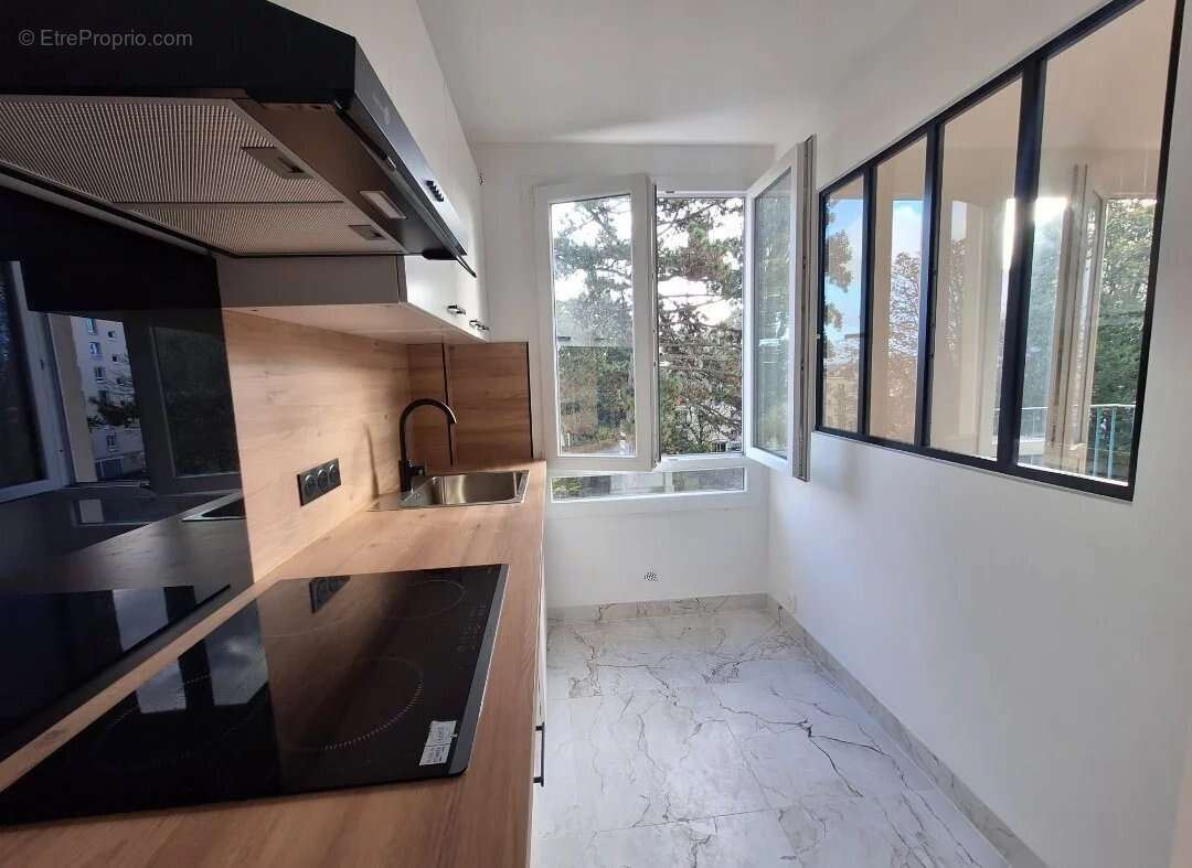 Appartement à RUEIL-MALMAISON