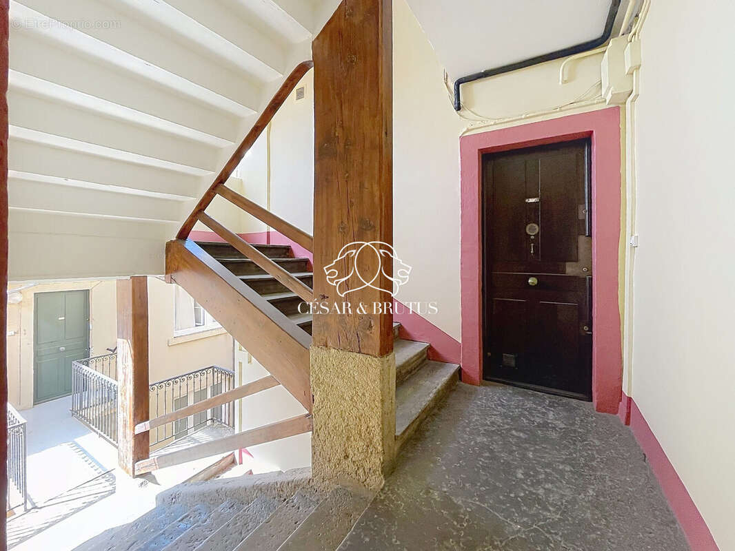 Appartement 44 m² à Lyon-1e  - photo 9
