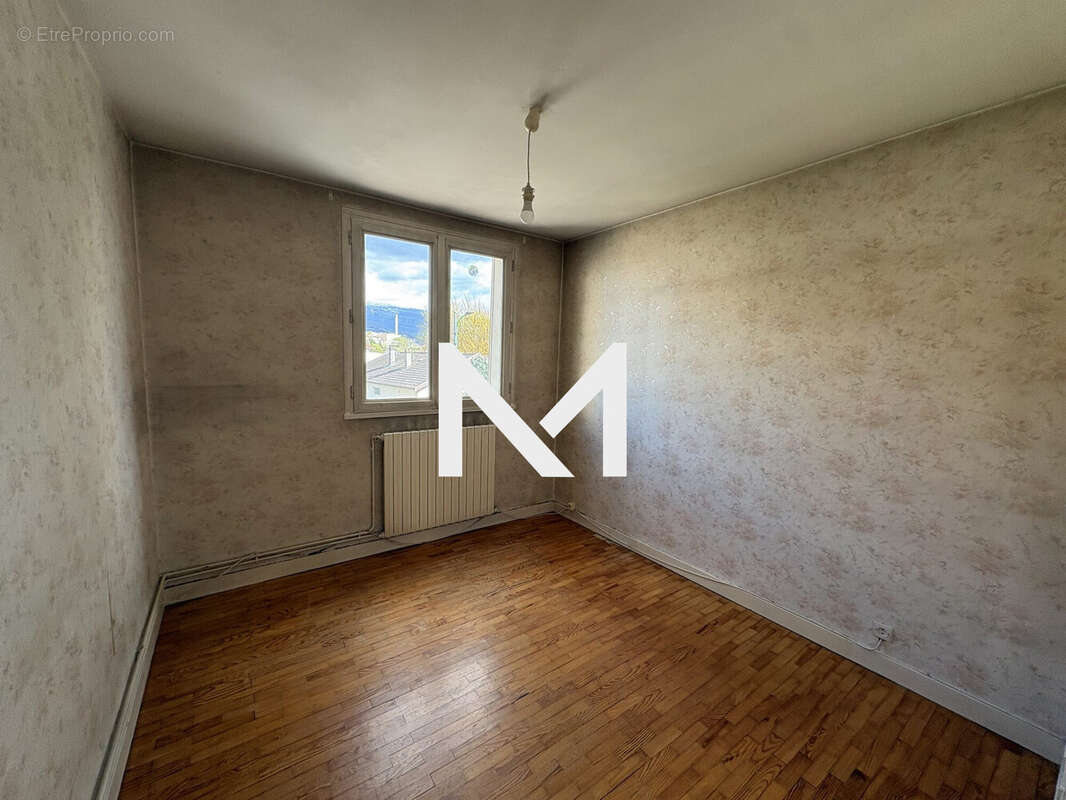 Appartement à SEYSSINET-PARISET