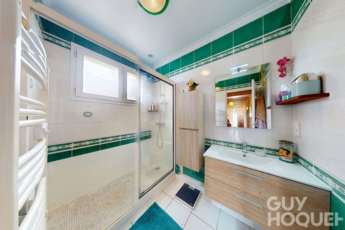 Maison familiale de 157 m² avec dépendance à Hagetmau - photo 8