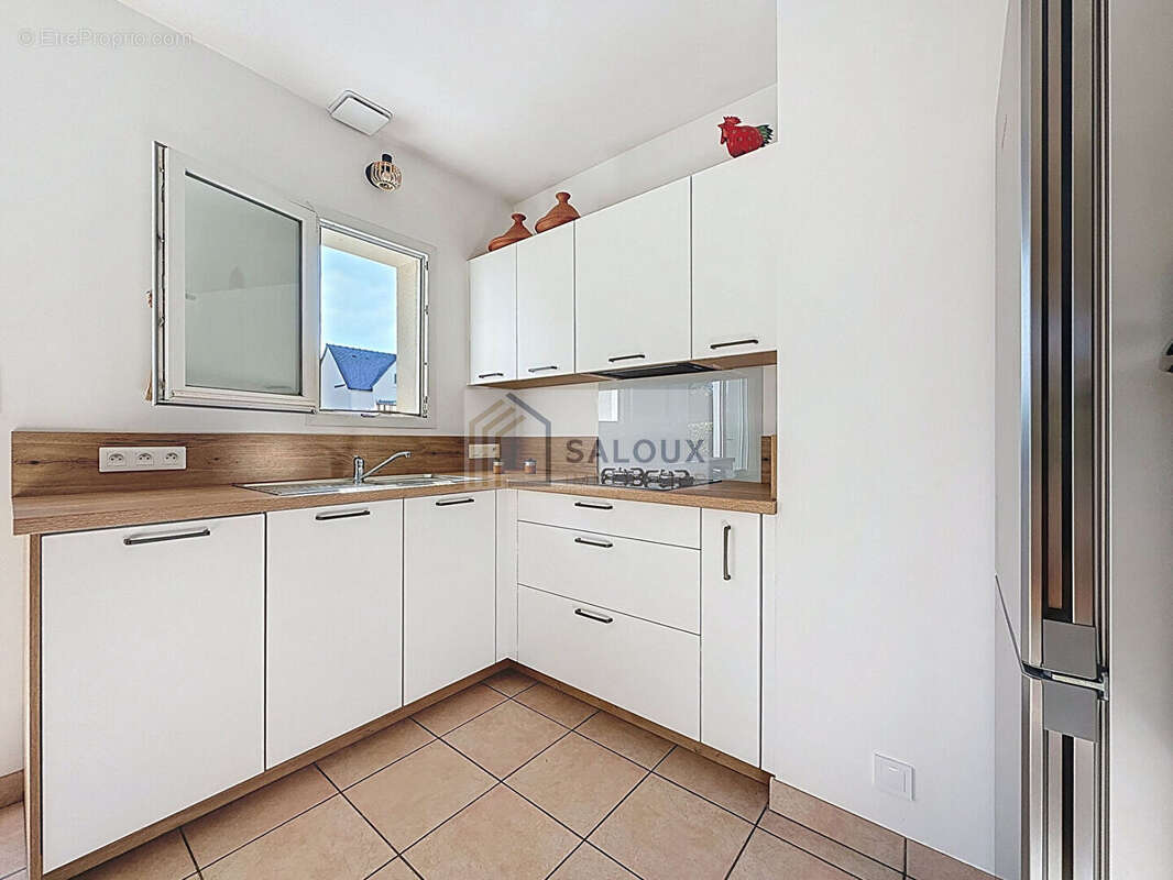 Maison à LA TRINITE-SURZUR