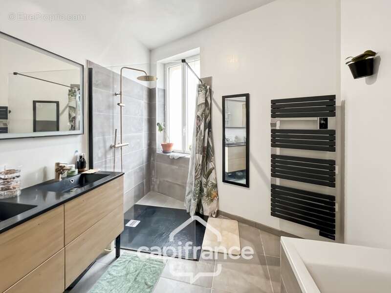 Maison à LAMAGISTERE