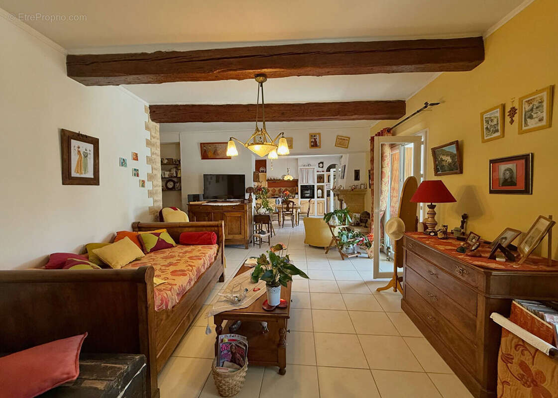 Maison à MARGUERITTES