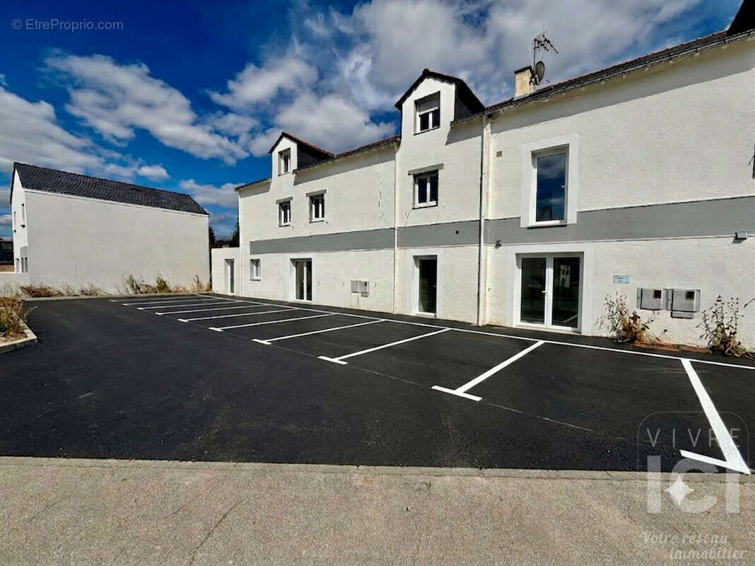 Local commercial TREILLIERES  43.33 m2 - photo 4