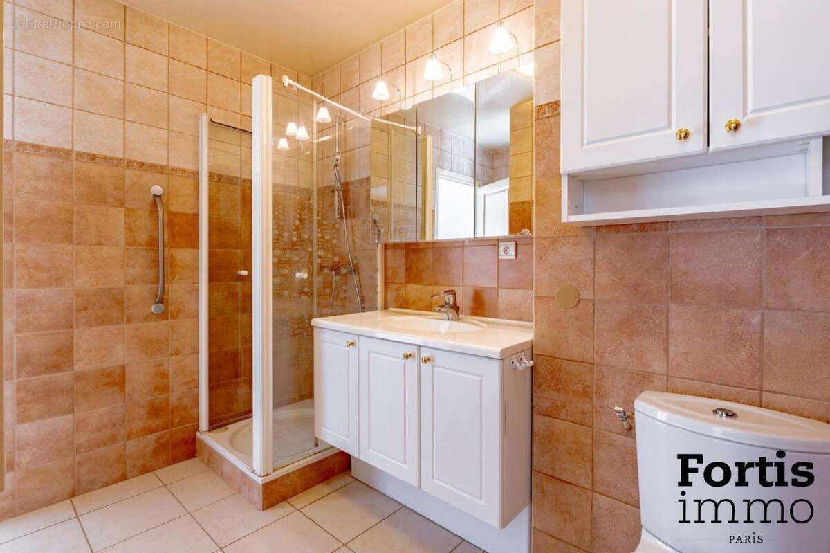 Appartement à LE PERREUX-SUR-MARNE