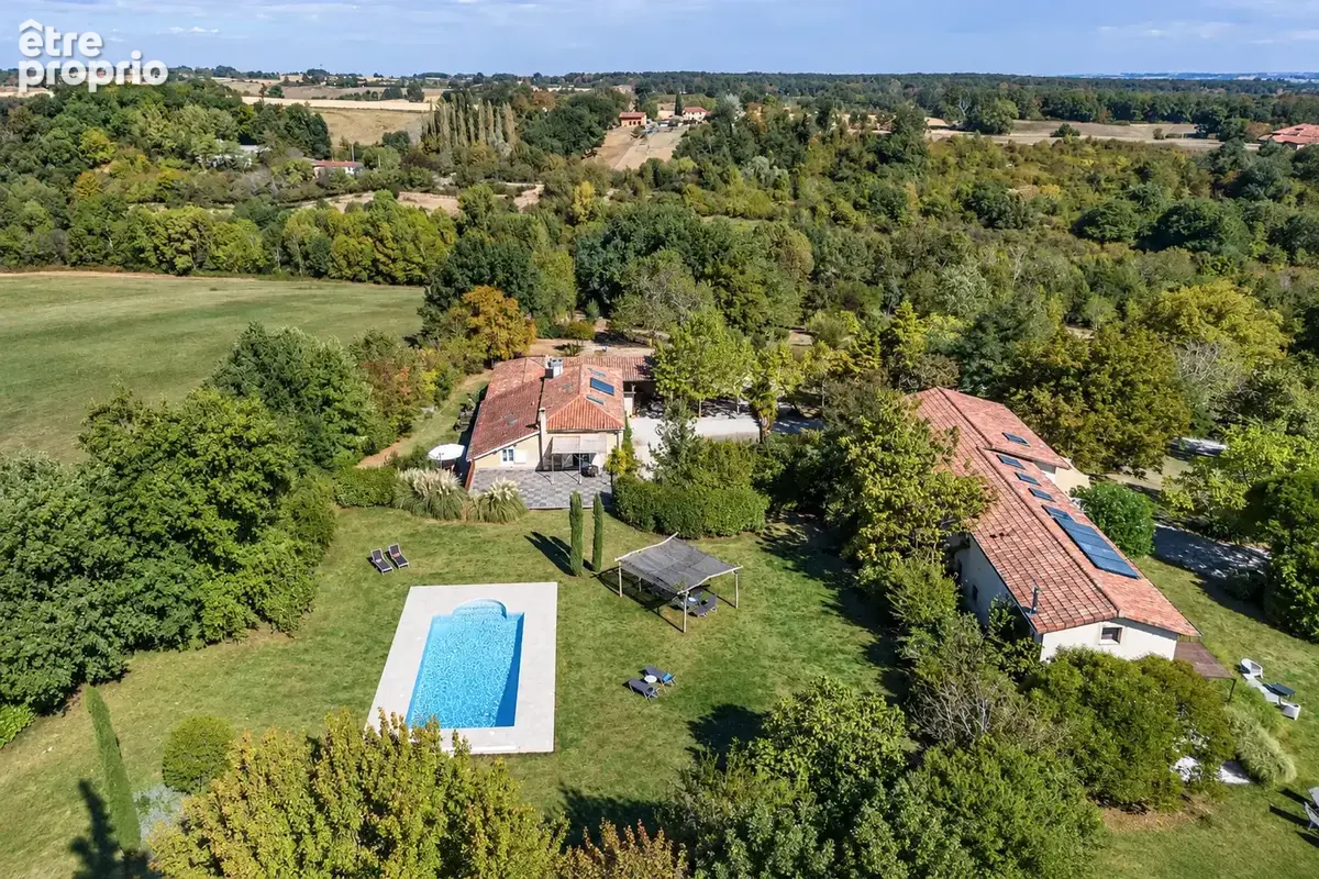 Magnifique propriété   à titre résidentiel et avec un potentiel d’affaires - photo 3