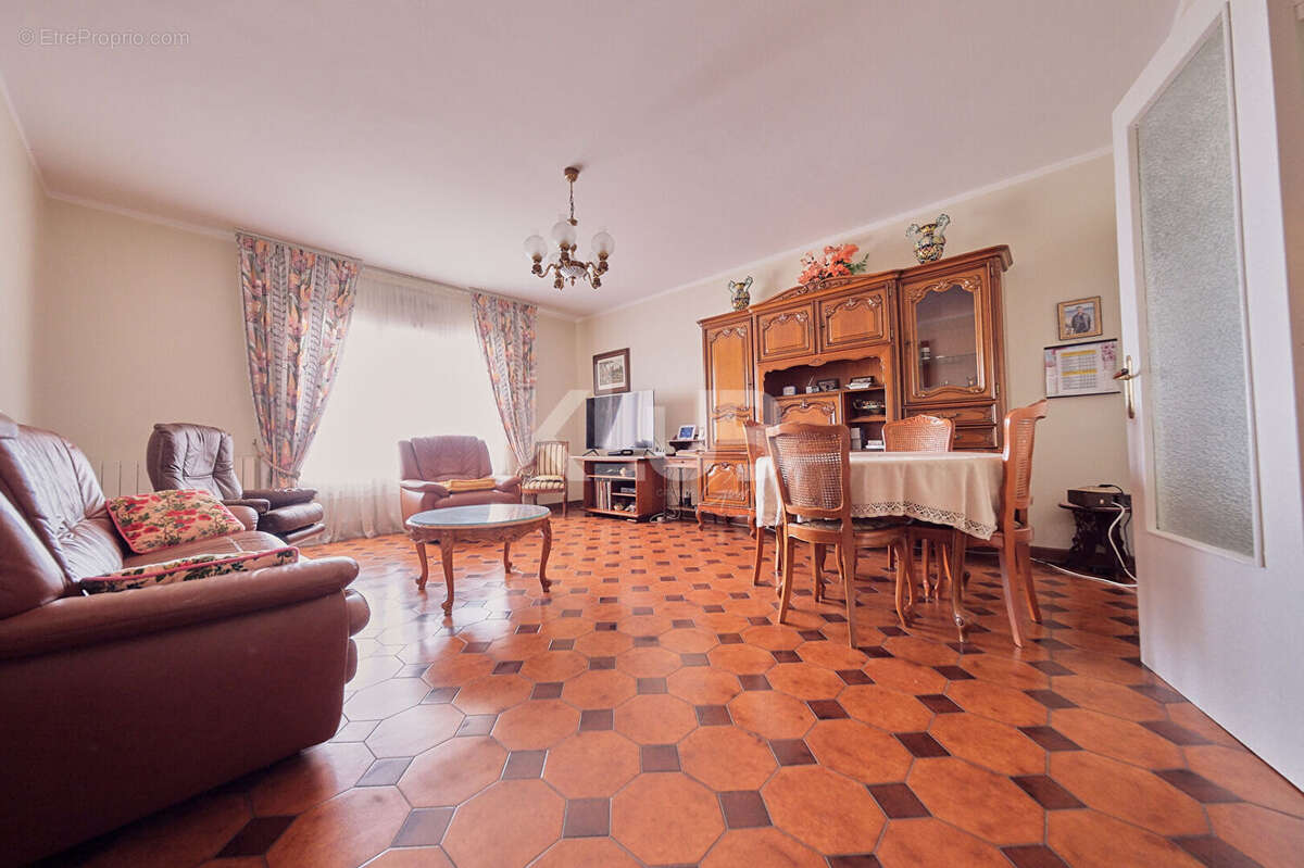 Appartement T3 80 m2 avec vue mer à BASTIA - photo 2