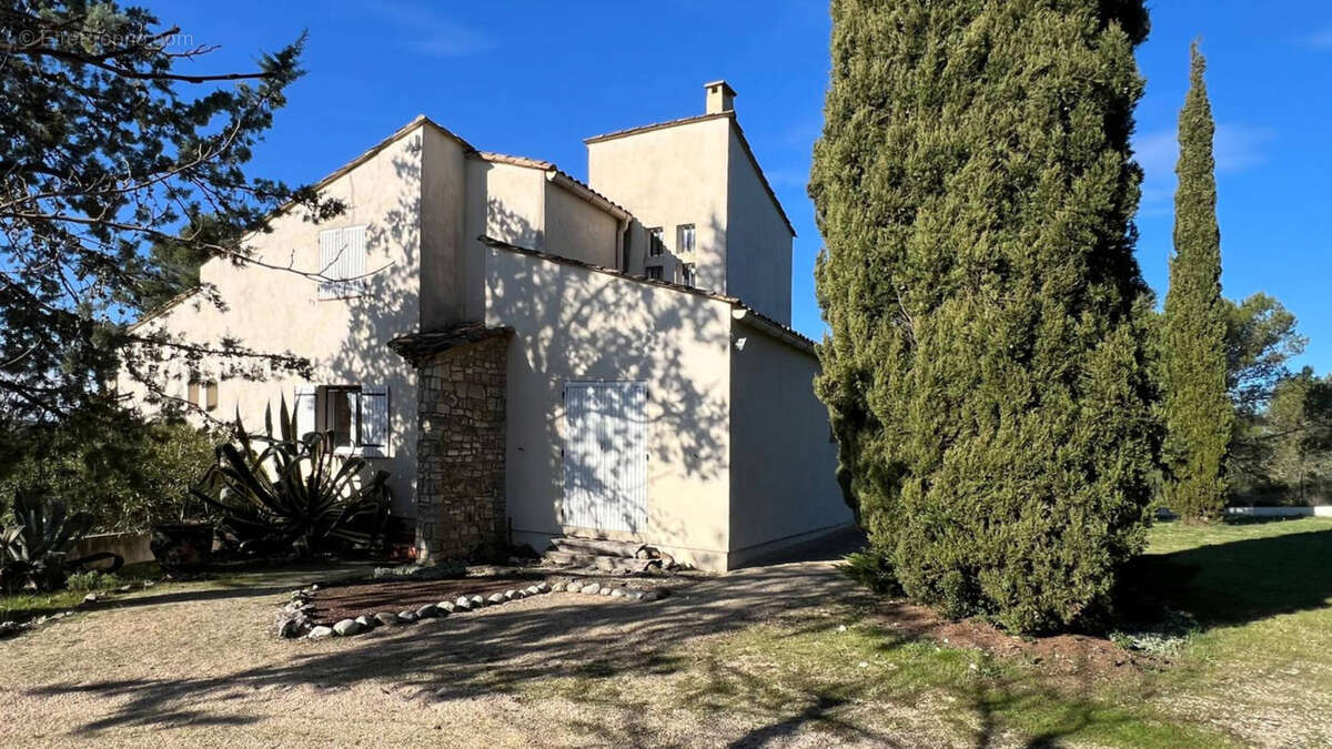 Maison à UZES