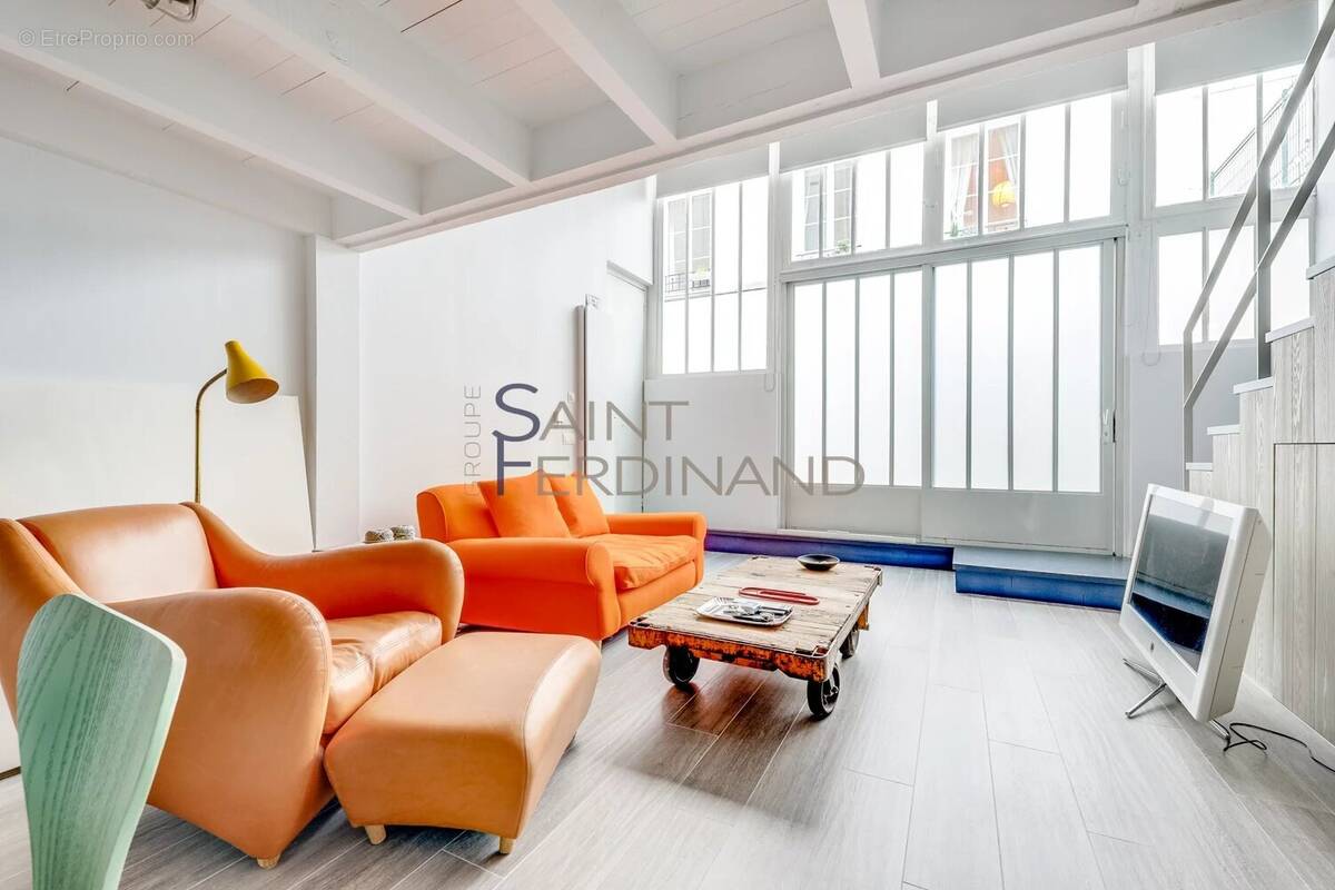 Appartement à PARIS-15E