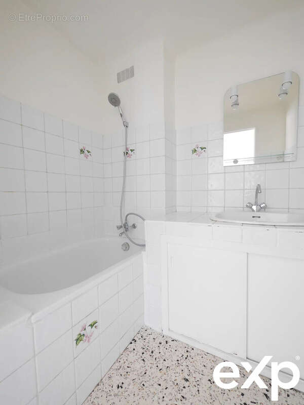 Appartement à SAINT-CHRISTOL-LES-ALES