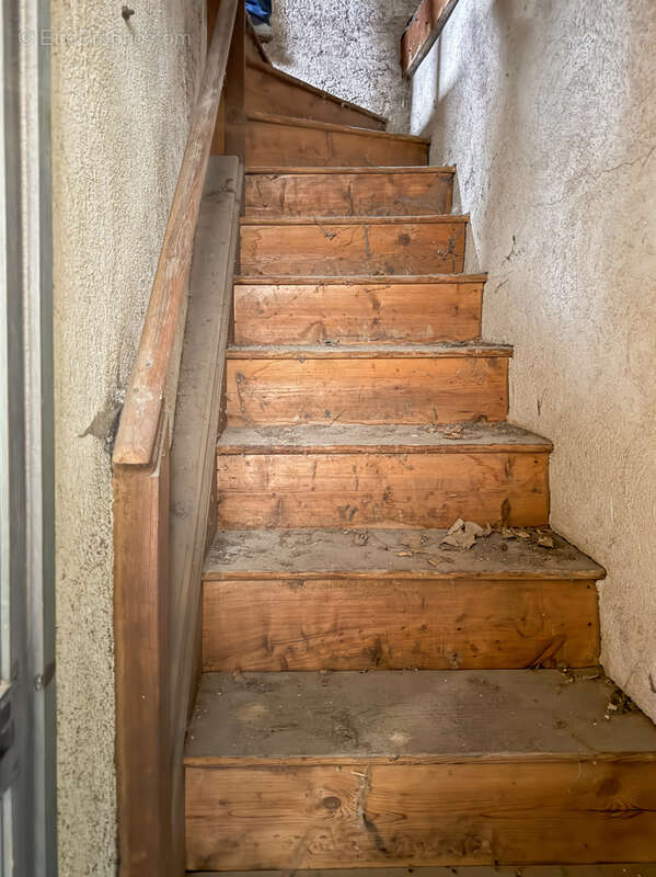 Maison à ANTRAIGUES-SUR-VOLANE