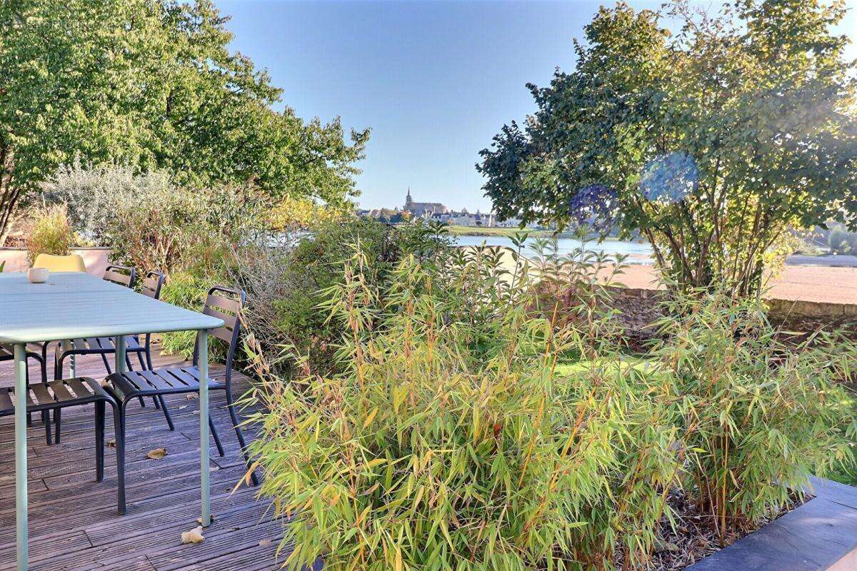 Maison à LES PONTS-DE-CE