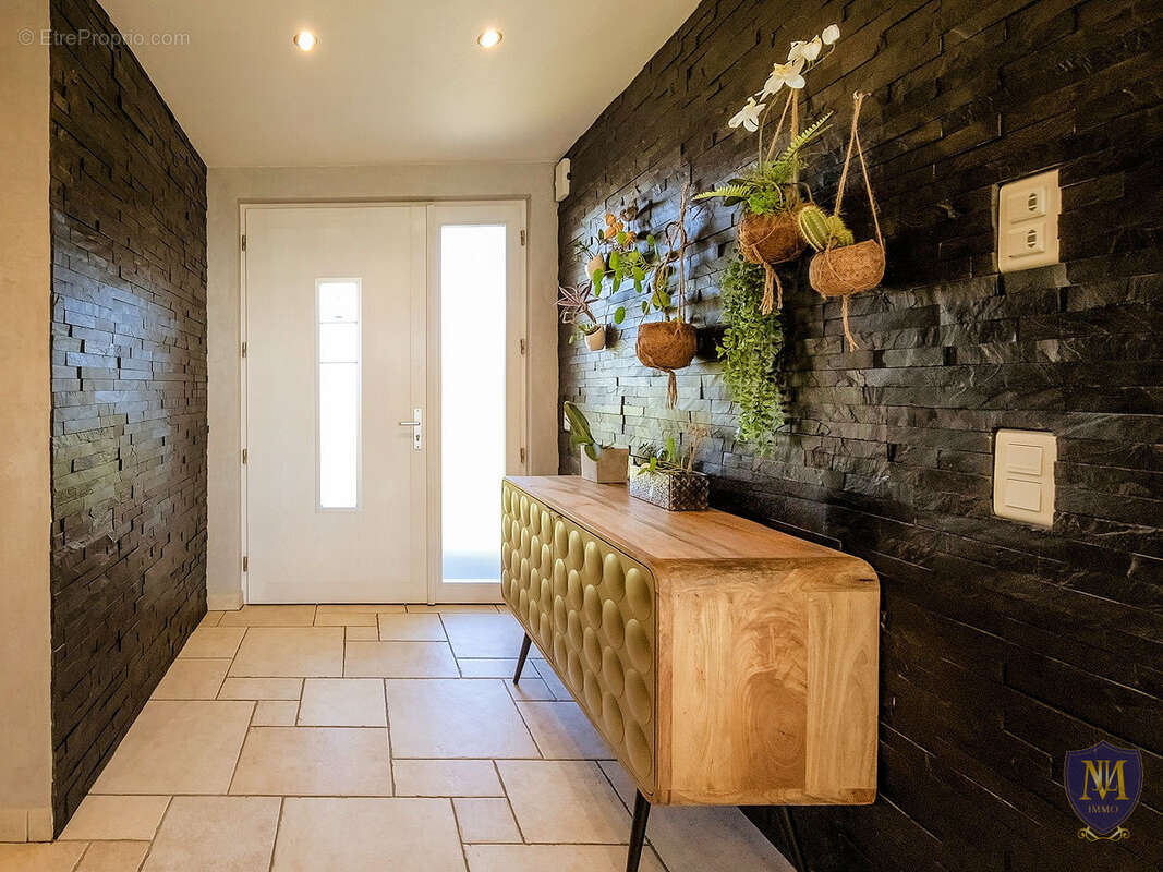 Bettlach au calme avec vue dégagée très belle maison de 161 m2 avec 15,37 ares - photo 16