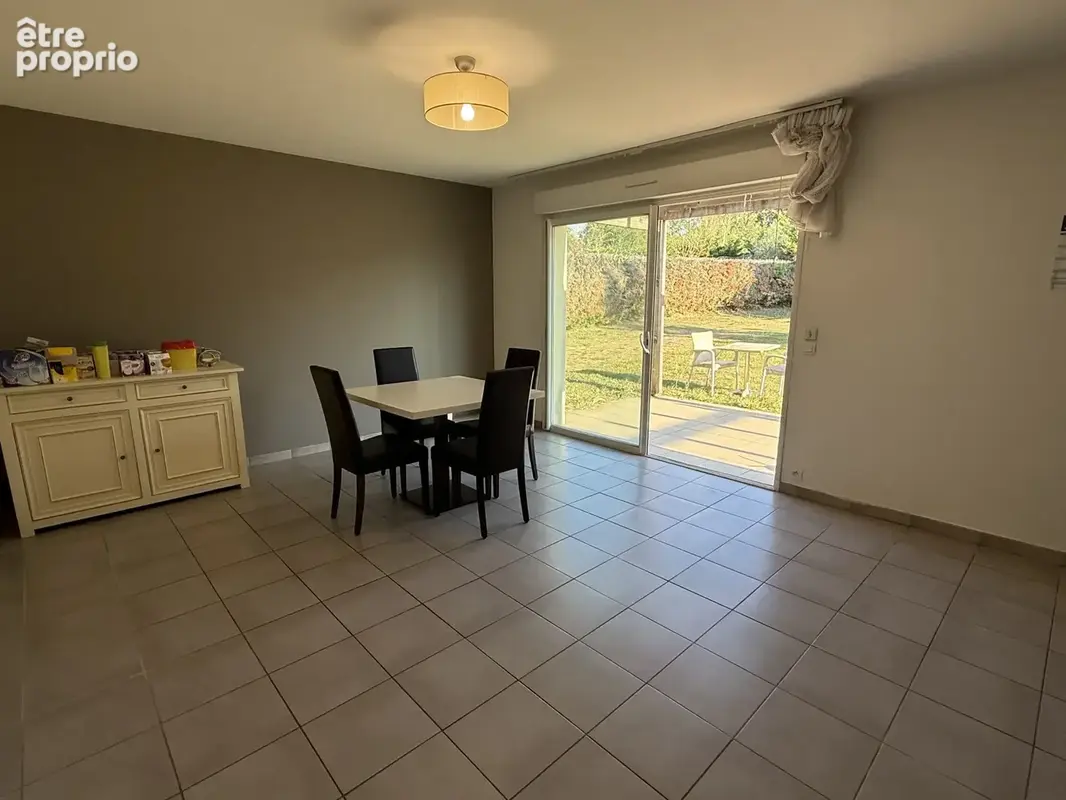 SAINTE LIVRADE SUR LOT, dans résidence de services maison mitoyenne F2 - photo 8