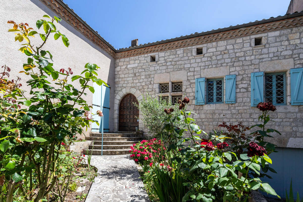 Maison, jardin, garage et vue imprenable - photo 2