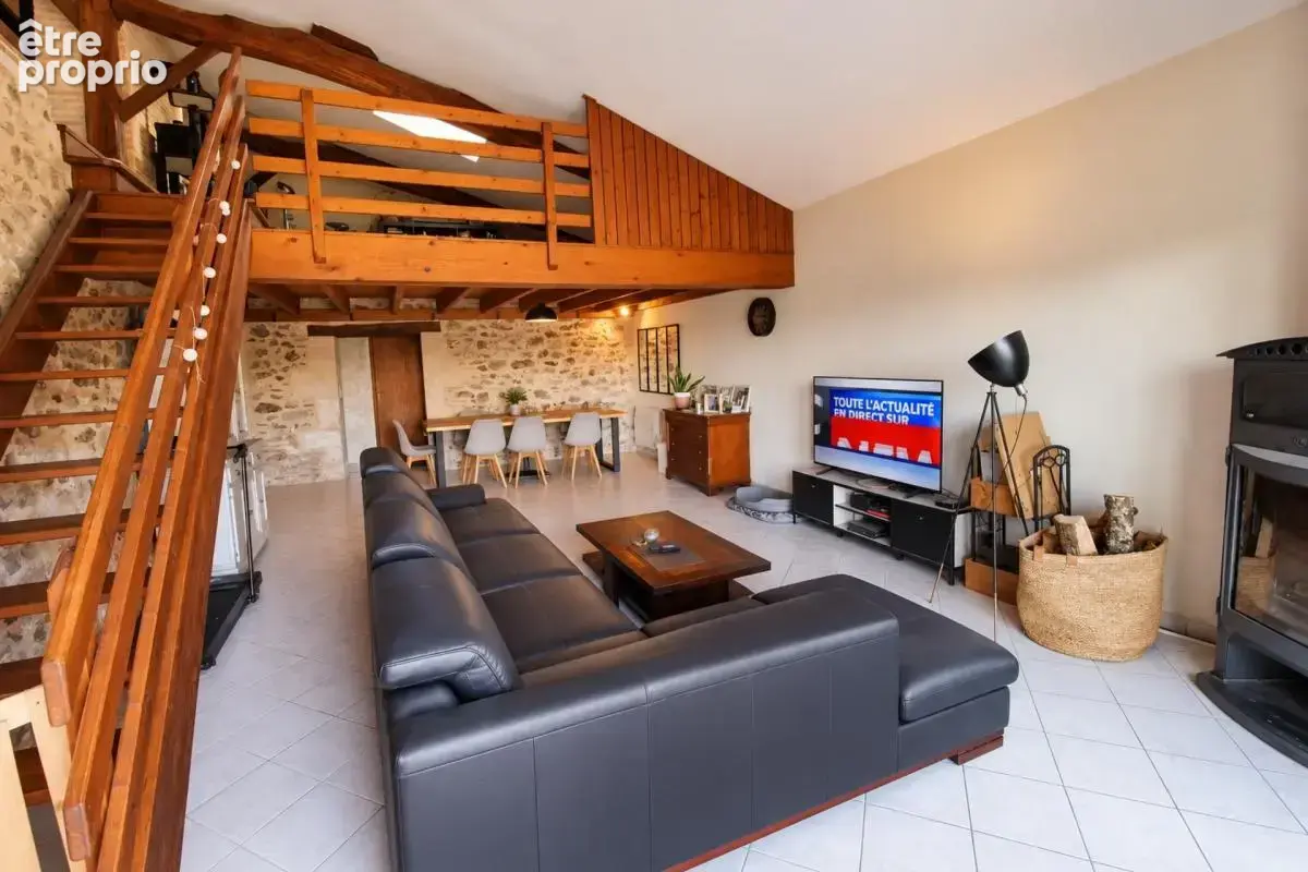 Aillas (33124) – superbe maison de campagne de 130 m² sur un terrain de 9 600 m² - photo 5