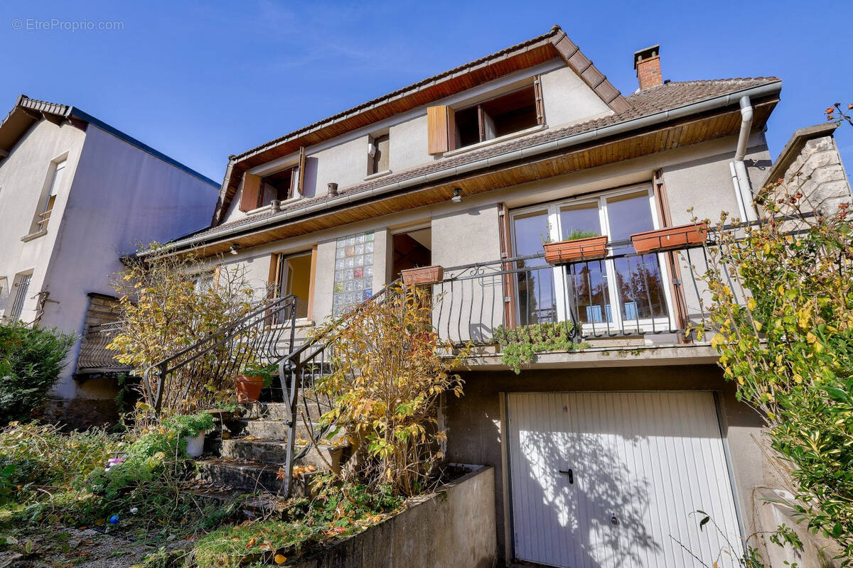 Maison à MONTREUIL